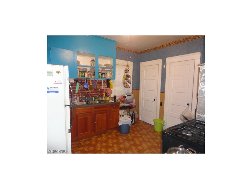 3819 Muriel Ave