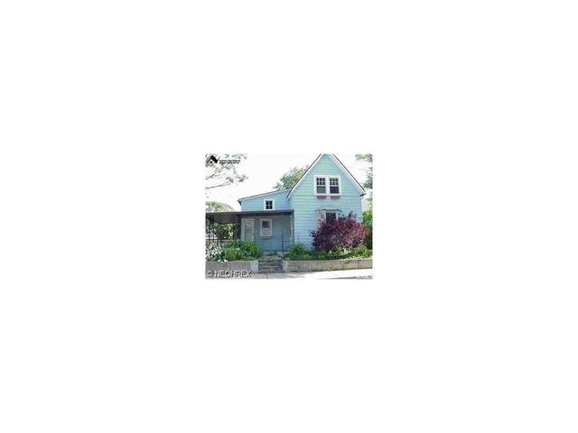 1701 Galion Ave