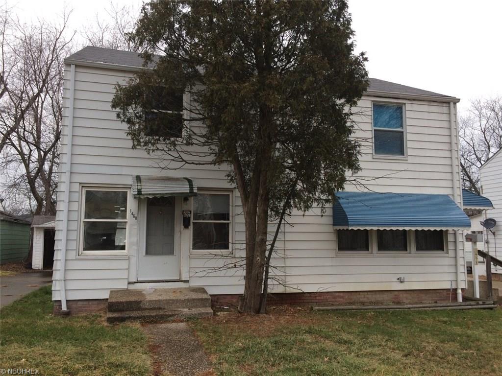 1460 E 252nd St, Euclid OH 44117
