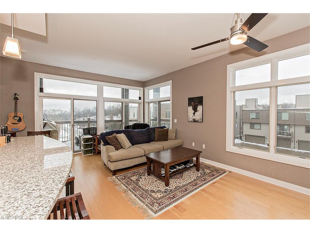 1403 Copper Trce #304