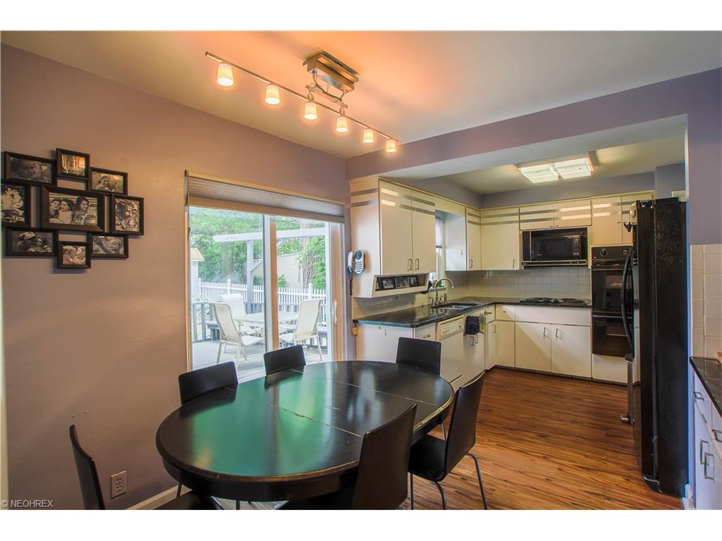 For Sale: 2427 Bromley Cleveland, OH 44118