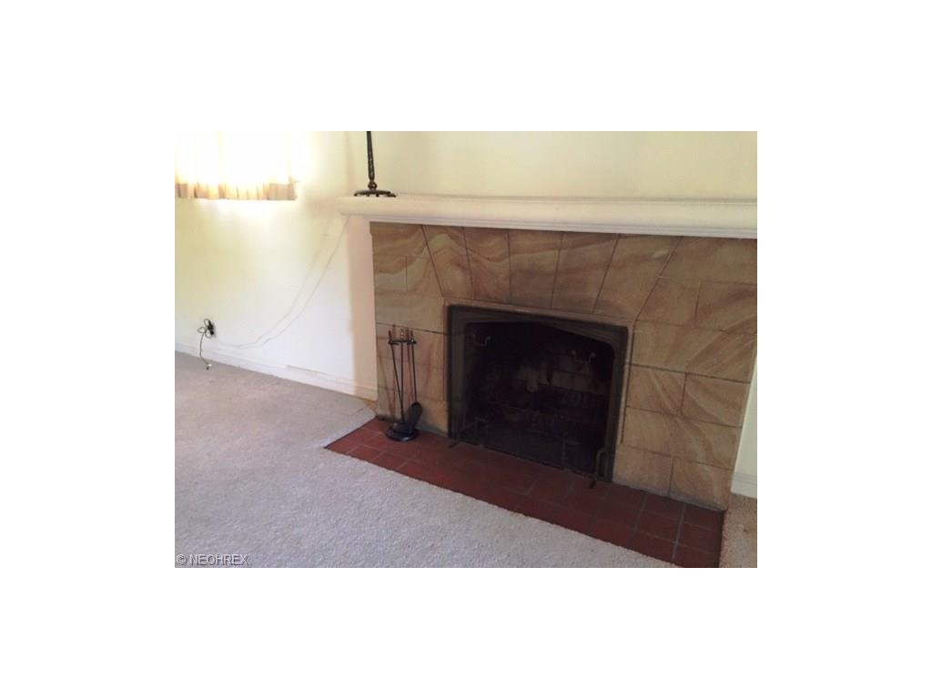 For Sale: 2495 Eaton Rd Cleveland, OH 44118