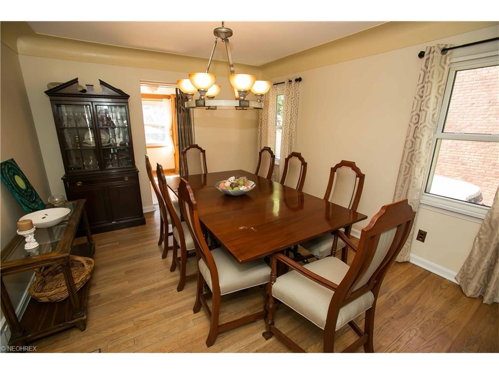 For Sale: 2540 Milton Rd Cleveland, OH 44118