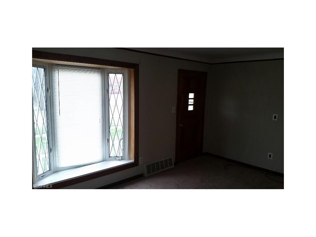 19901 Naumann Ave