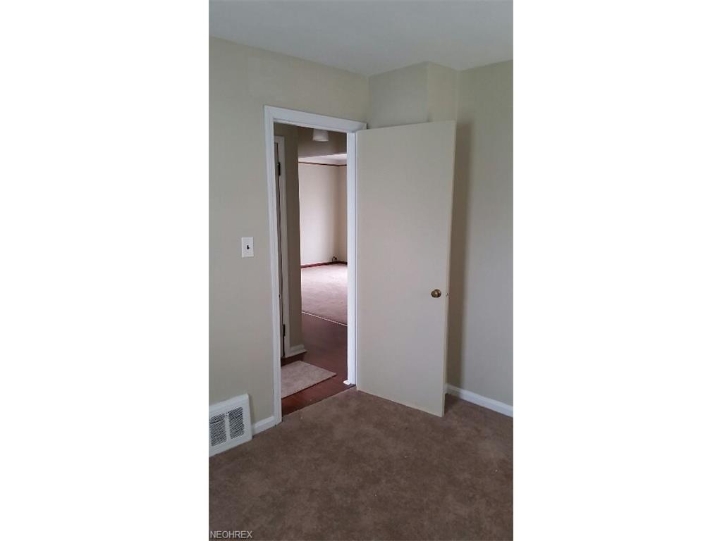 19901 Naumann Ave