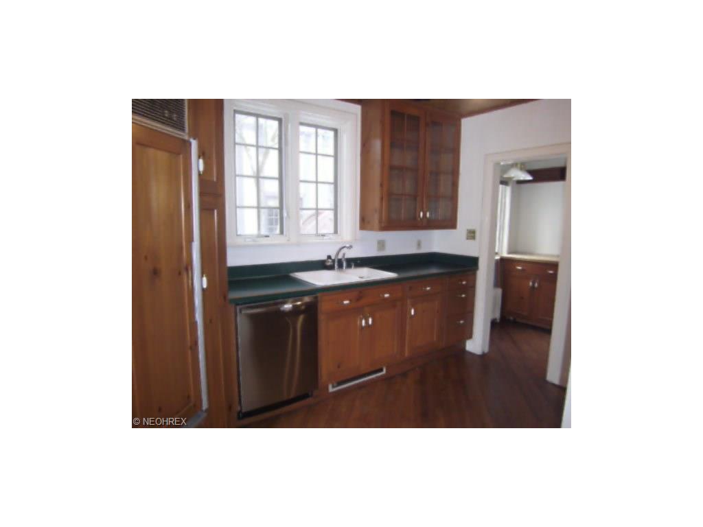 16711 Invermere