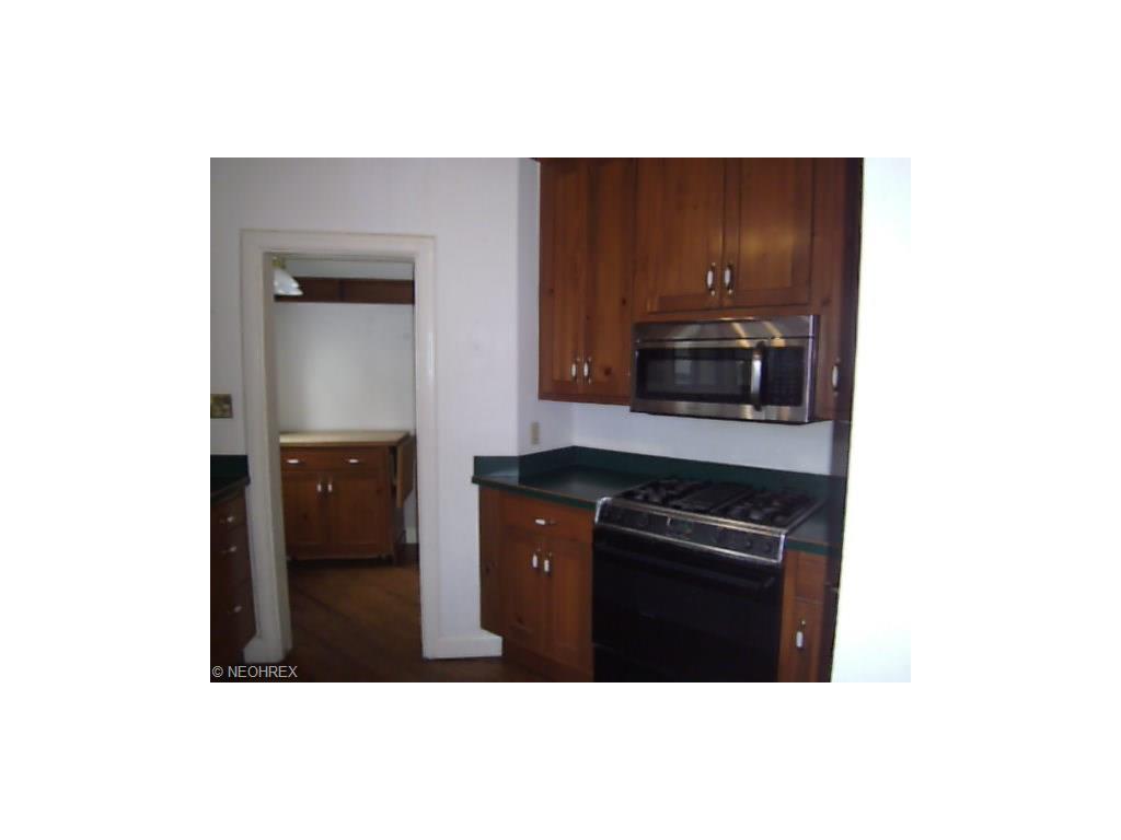16711 Invermere