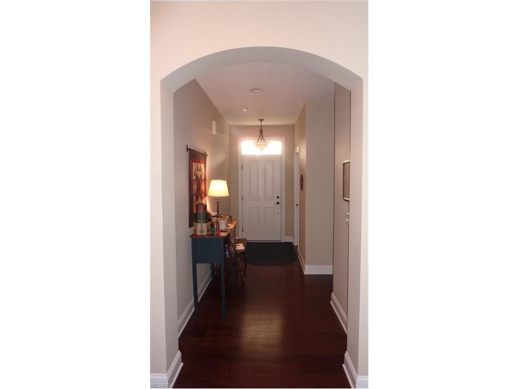 5289 Ashwood Dr