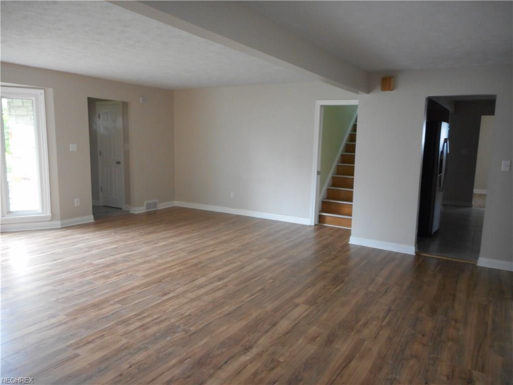 2042 Miramar Blvd