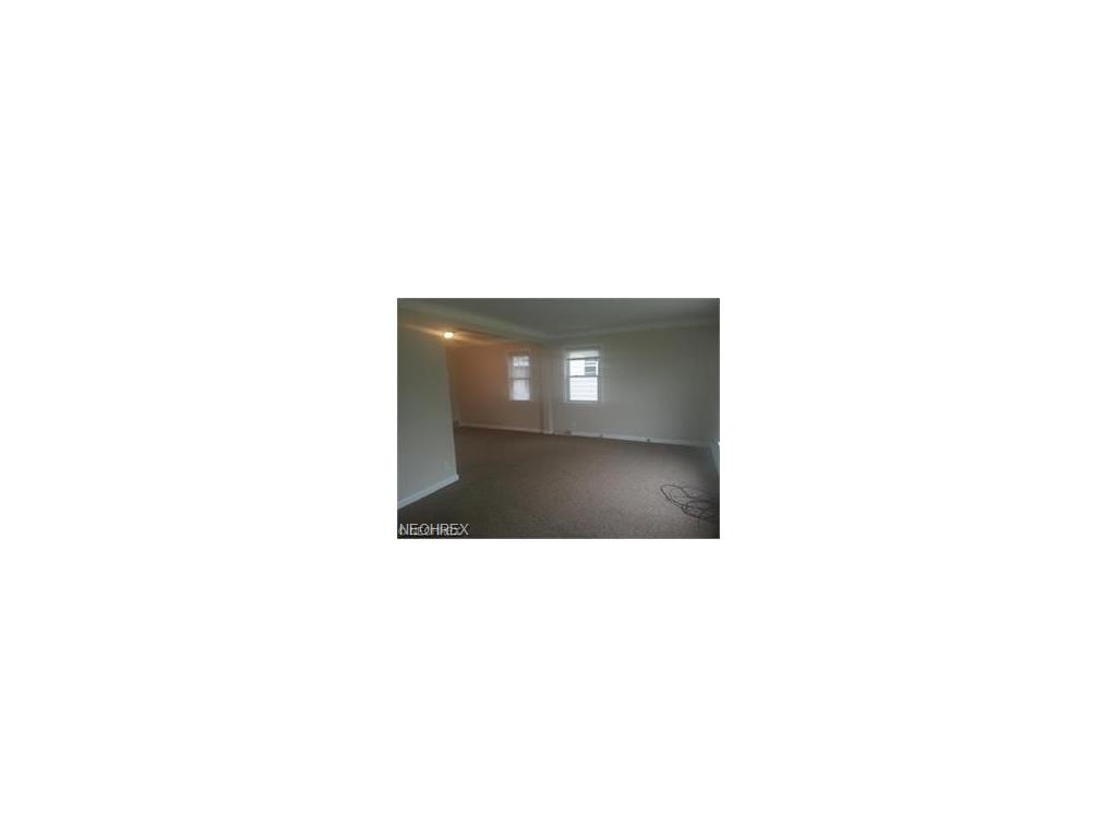 880 Selwyn Rd