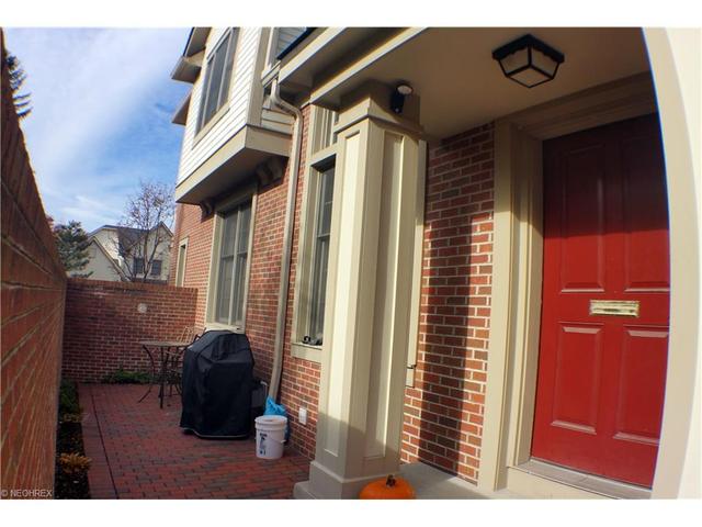 20129 Lomond Blvd