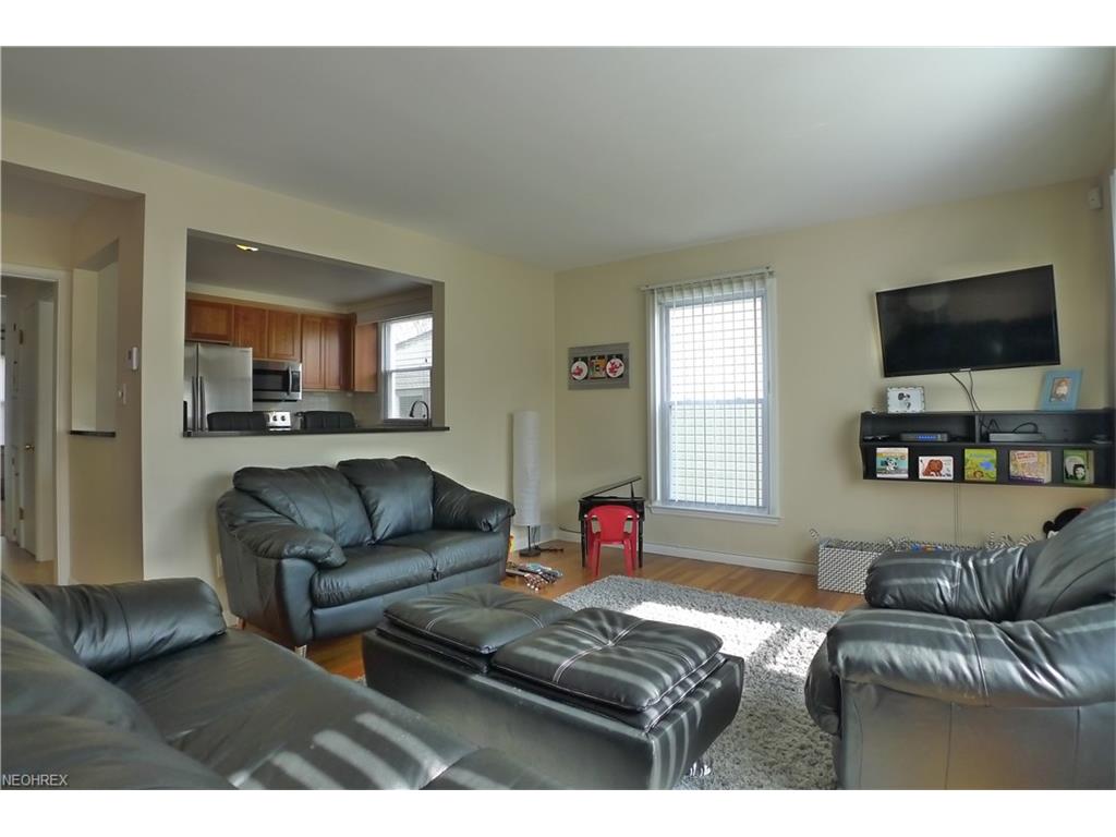 2327 Loyola Rd