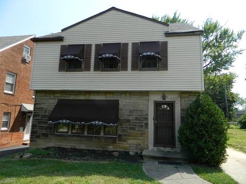 19015 Van Aken Boulevard Blvd #406