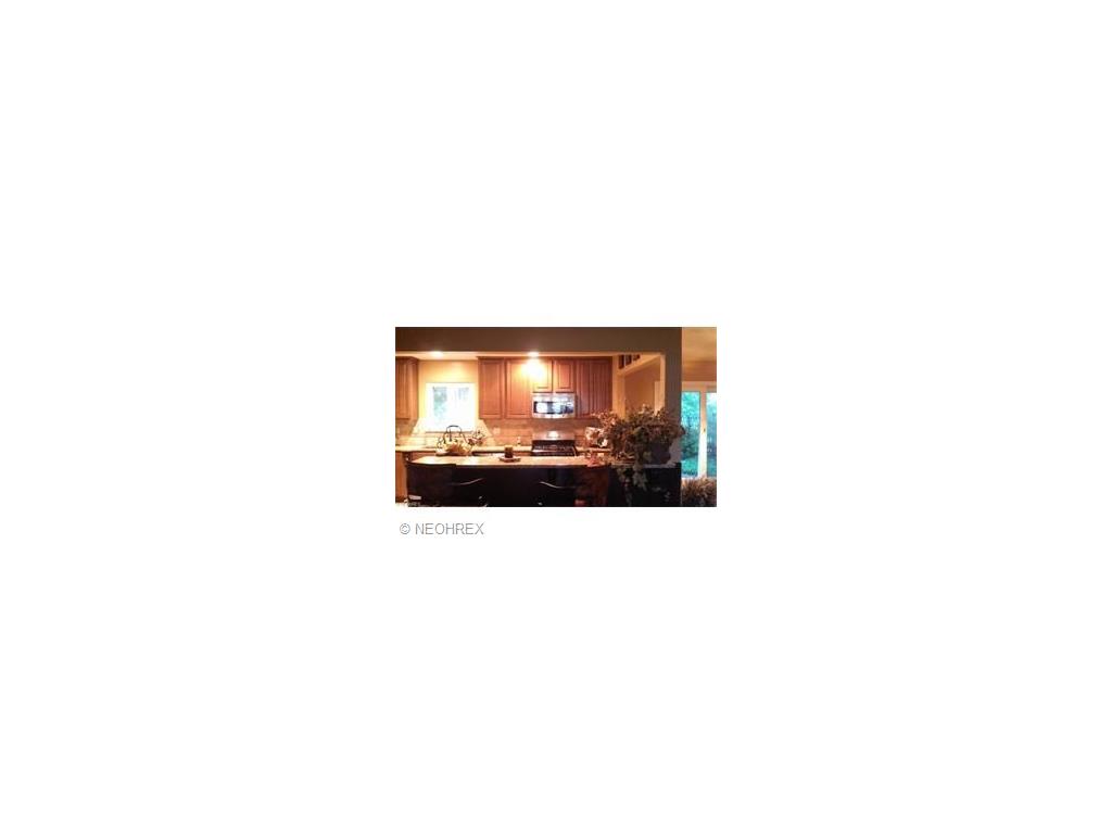 For Sale: 6342 Eastondale Rd Cleveland, OH 44124