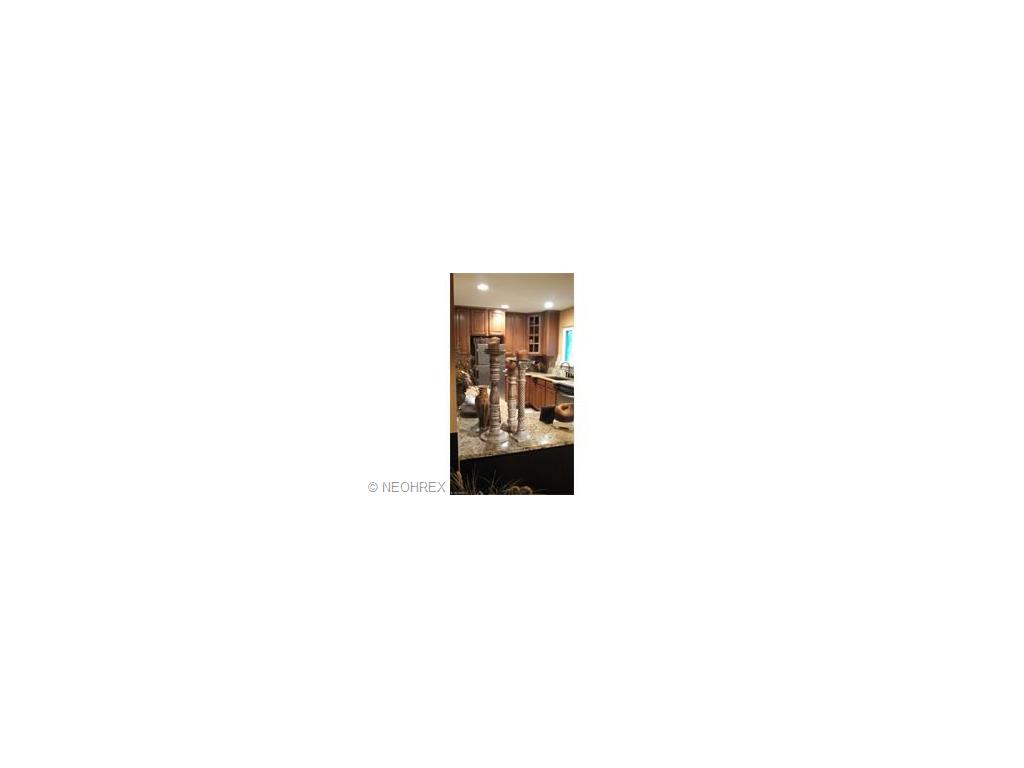 For Sale: 6342 Eastondale Rd Cleveland, OH 44124