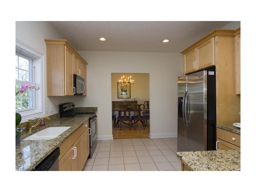 5024 Bristol Ct