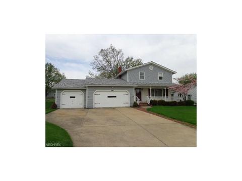 8116 Stratford Dr