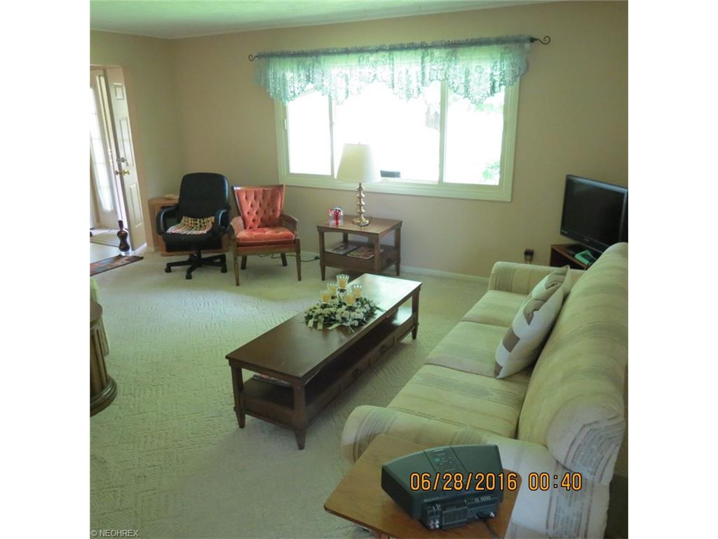 For Sale: 6900 Day Dr Cleveland, OH 44129
