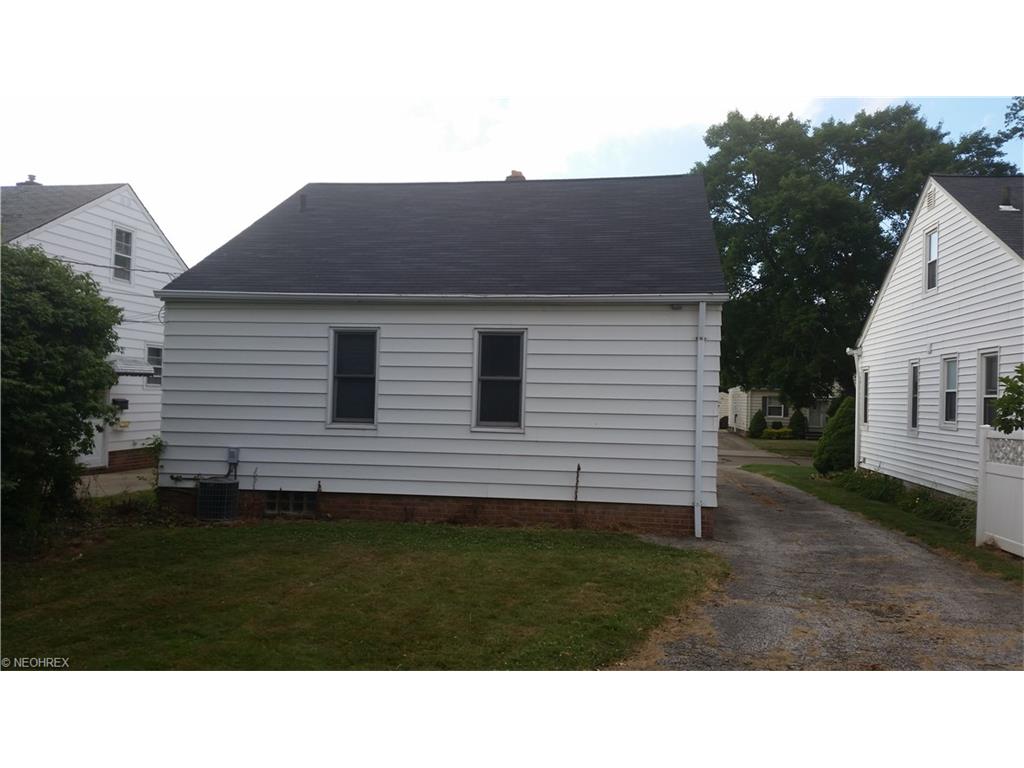 For Sale: 6903 Alber Ave Cleveland, OH 44129