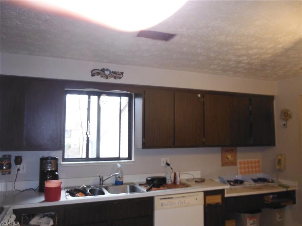 15420 Roxboro Dr