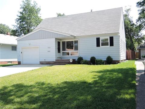 15300 Hemlock Ln