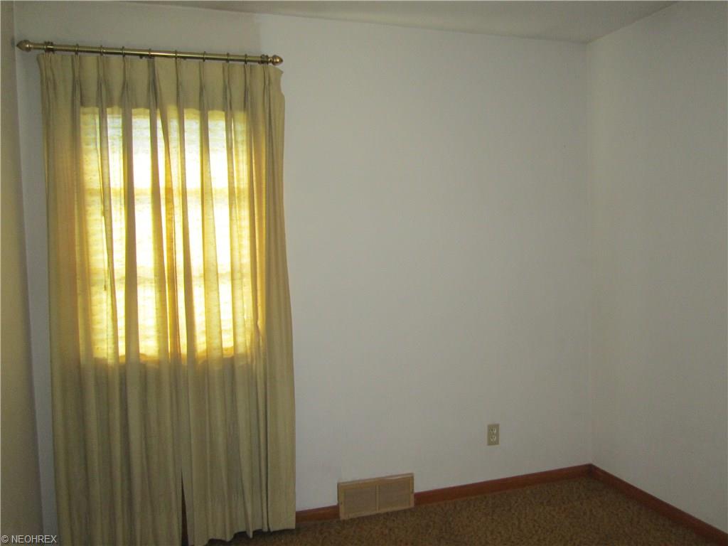 For Sale: 340 Tuxedo Ave Independence, OH 44131