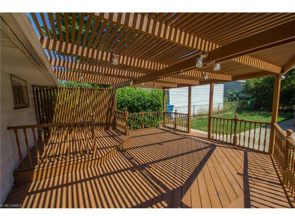 For Sale: 2707 Brookdale Ave Cleveland, OH 44134