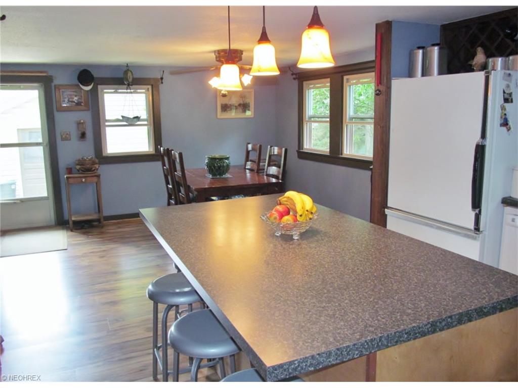 For Sale: 9210 Webster Rd Strongsville, OH 44136