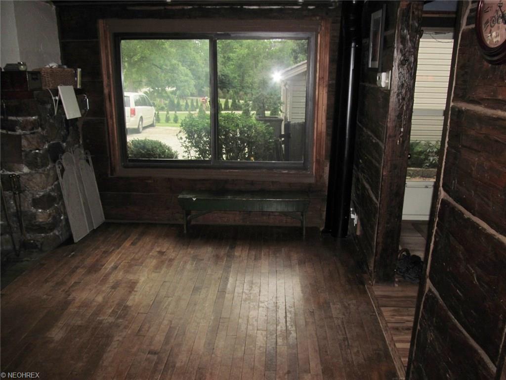 For Sale: 9210 Webster Rd Strongsville, OH 44136