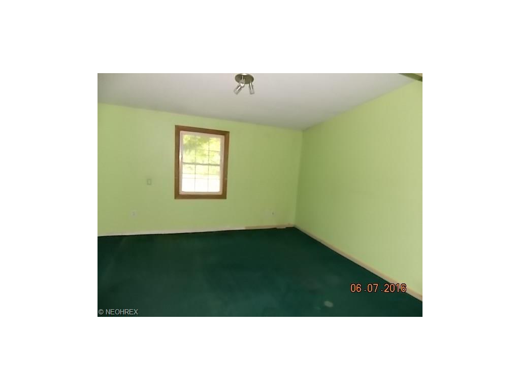 For Sale: 7645 Willow St Solon, OH 44139