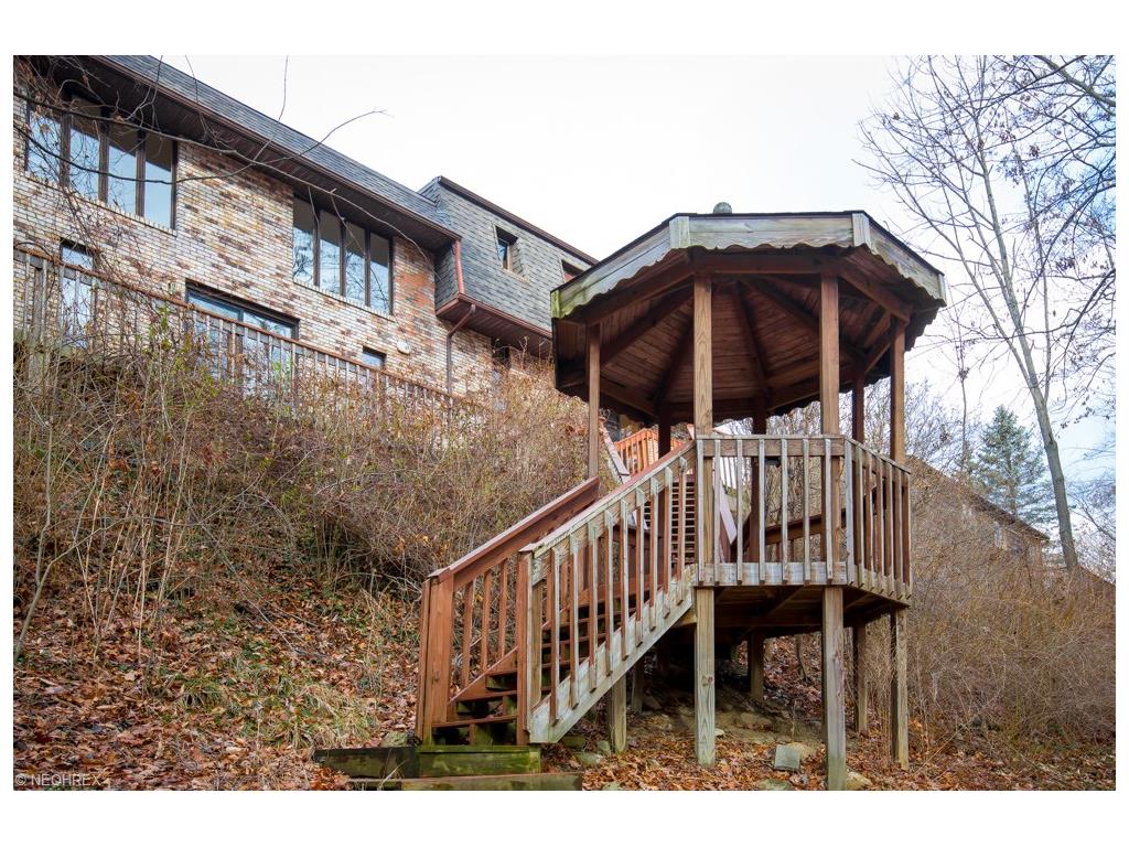 7146 Ashlawn Dr