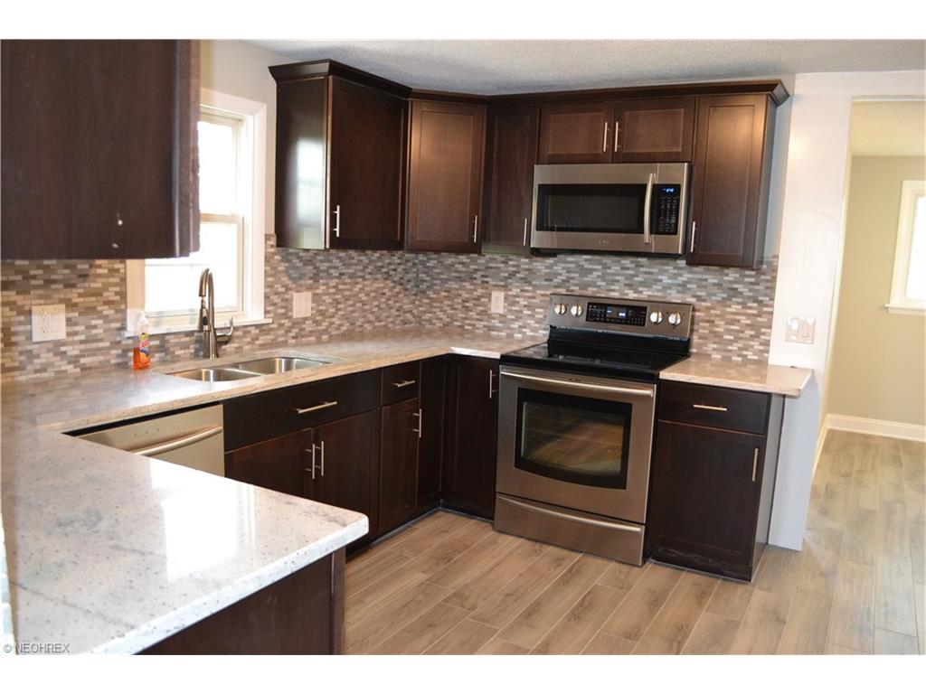 For Sale: 16470 Hummel Rd Brookpark, OH 44142