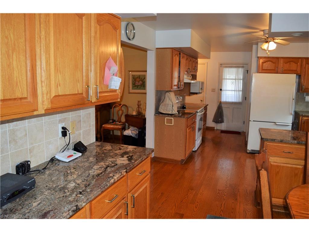 1064 Som Center Rd