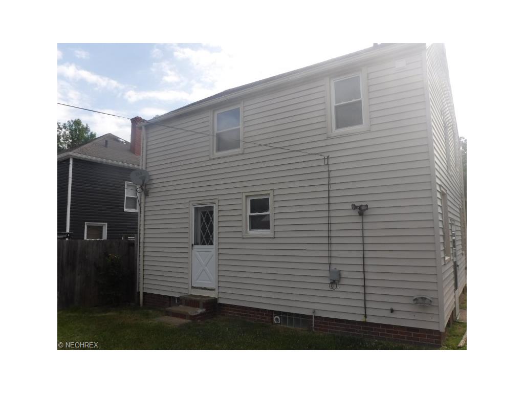 For Sale: 4098 W 57th St Cleveland, OH 44144