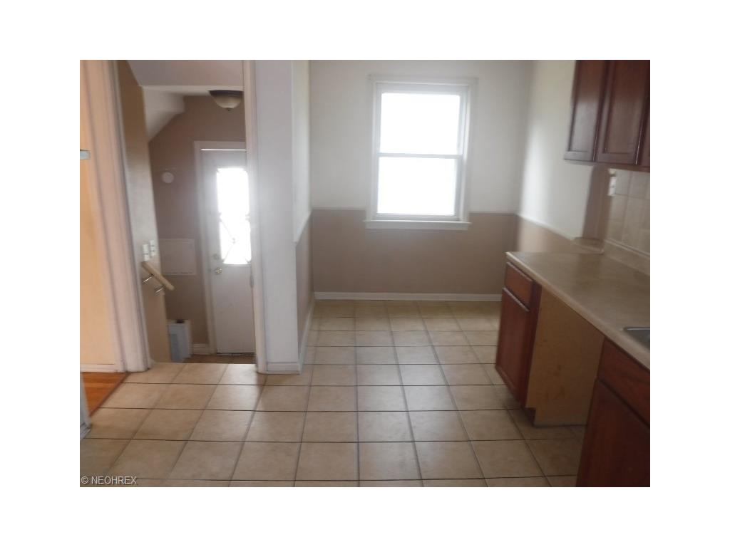 For Sale: 4098 W 57th St Cleveland, OH 44144