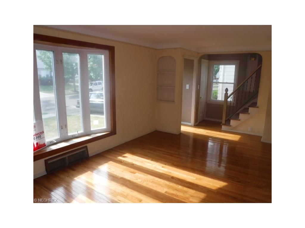 For Sale: 4098 W 57th St Cleveland, OH 44144