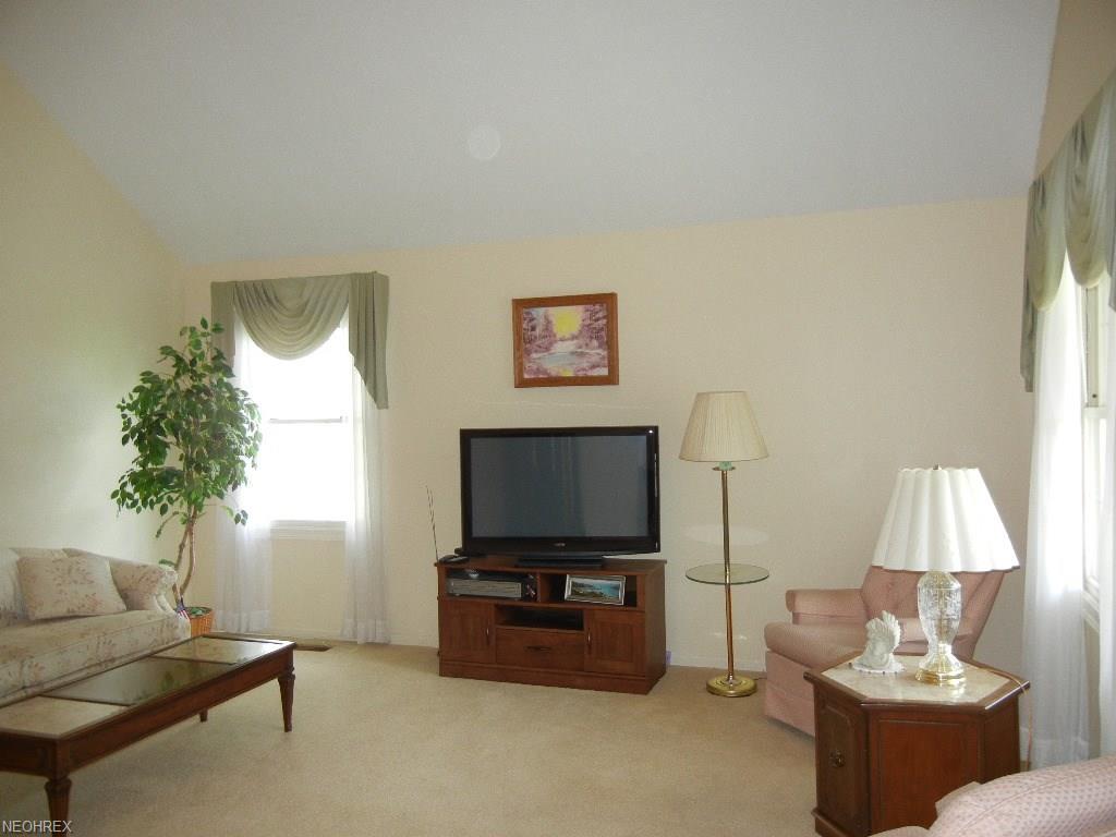 13688 Bennett Rd