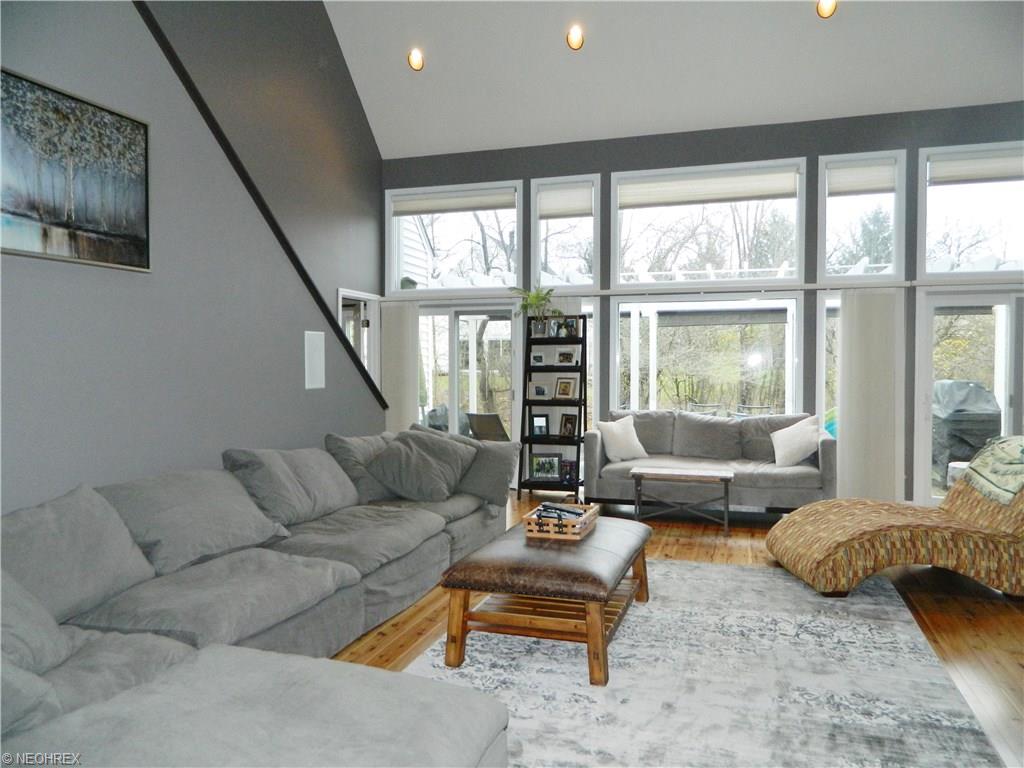 963 Meadowlark Cir