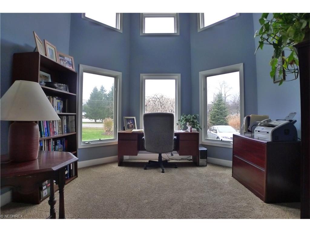 315 S Chillicothe Rd