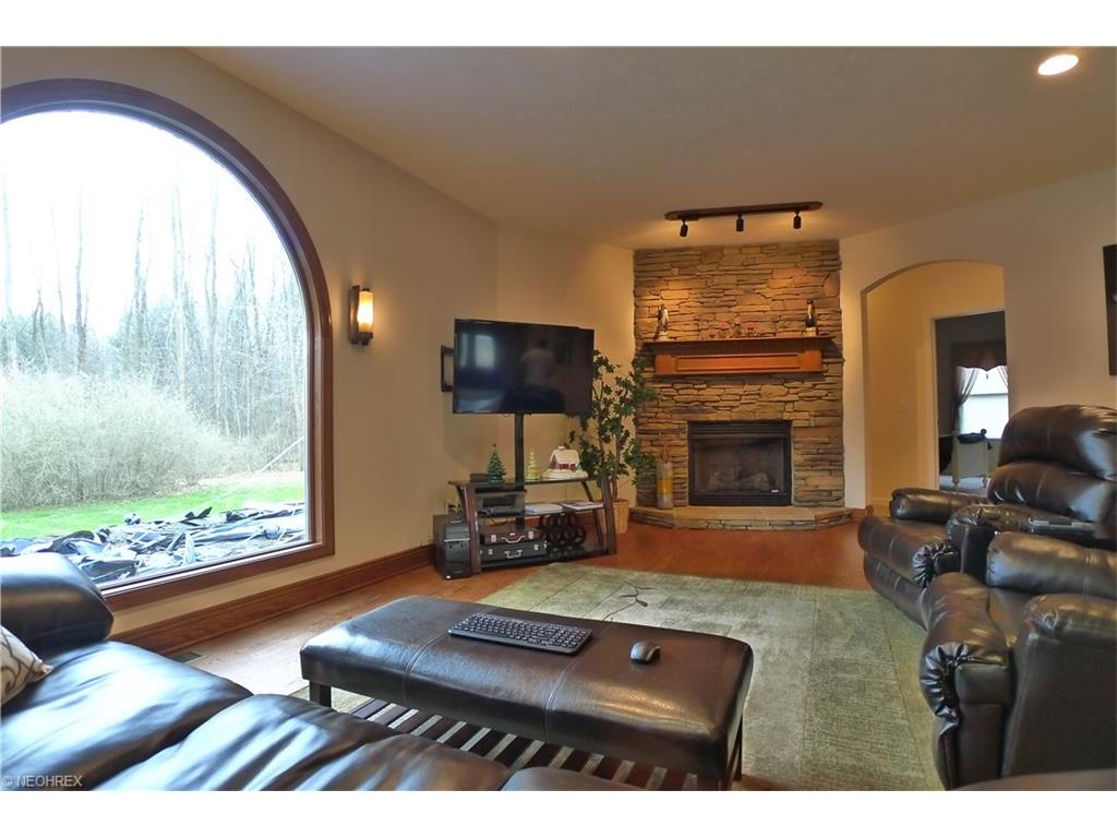315 S Chillicothe Rd