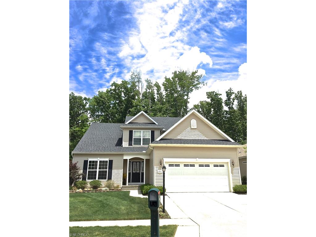 For Sale: 3693 Firethorn Dr Aurora, OH 44202