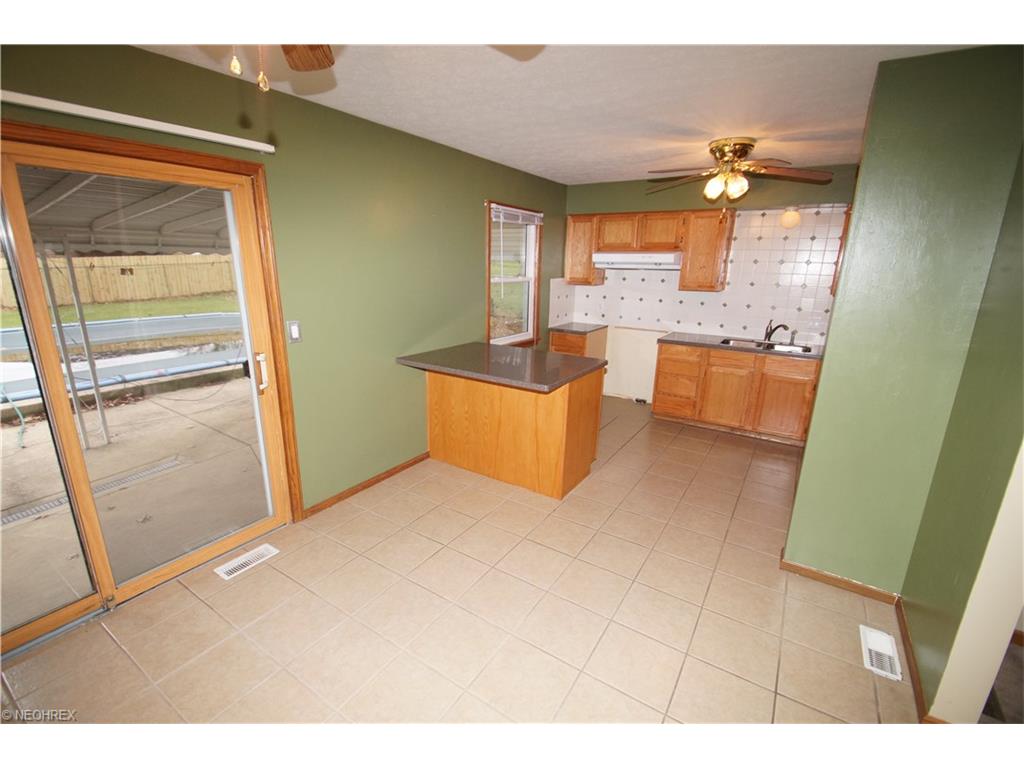 2998 Fair Oaks Dr