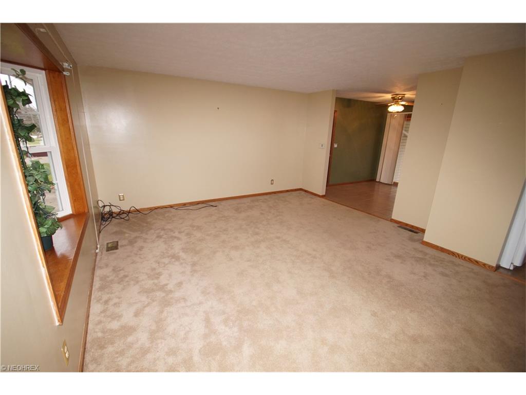 2998 Fair Oaks Dr
