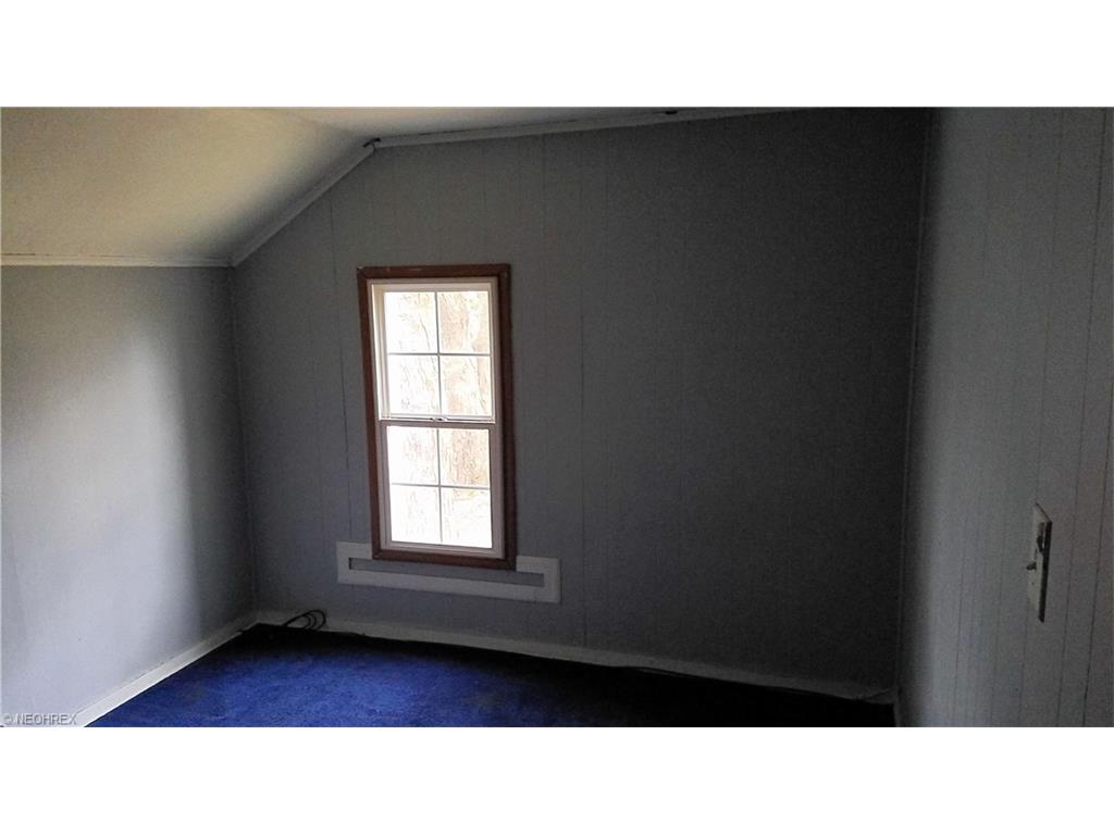 2972 Cleveland Massillon Rd, Barberton OH 44203