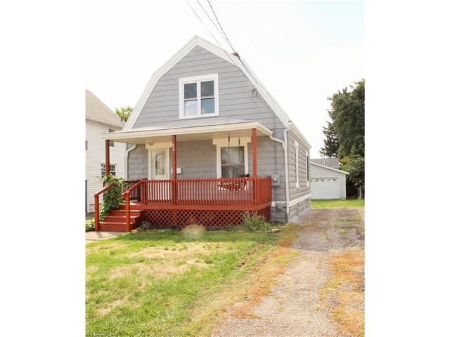 712 E Huston St