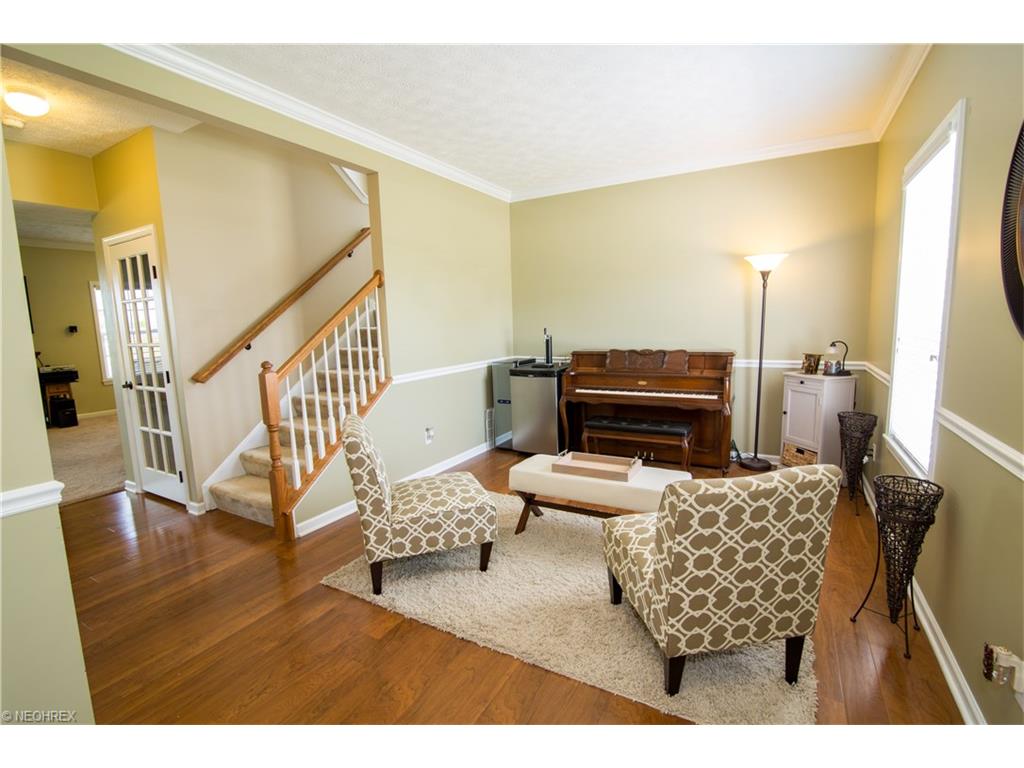 For Sale: 914 Slate Dr Brunswick, OH 44212