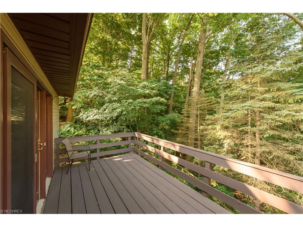 For Sale: 8485 Scenicridge Ave NW Clinton, OH 44216