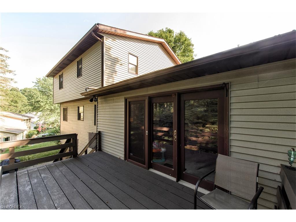 For Sale: 8485 Scenicridge Ave NW Clinton, OH 44216
