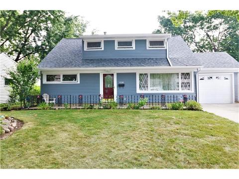 2716 Oakwood Dr