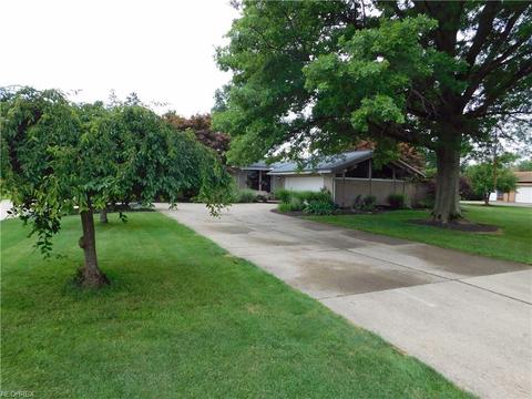 67 Cedar Woods Dr